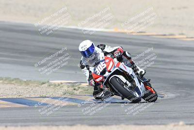 media/Oct-05-2025-CVMA (Sun) [[beeef4f201]]/Race 10-Formula Lightweight Twins Shootout/